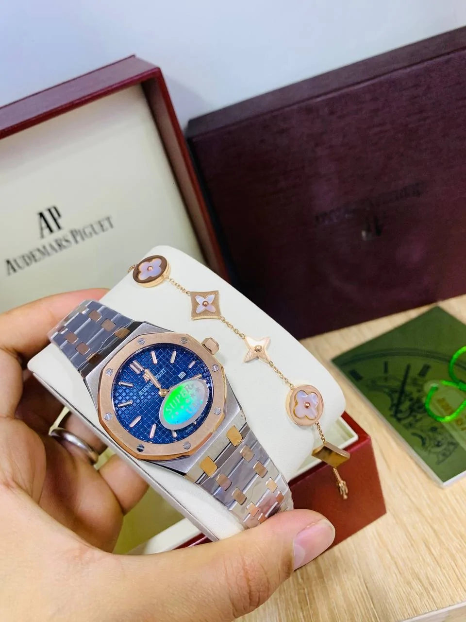 Montre De Luxe Pour Femme MF30030